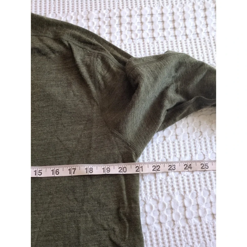 VRST Merino Wool Blend Long Sleeve Shirt Zippered Pocket Green Sz Large Crew